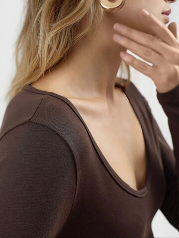 T-shirt Busem en marron