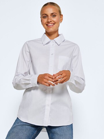 Noisy may Blouse in White: front