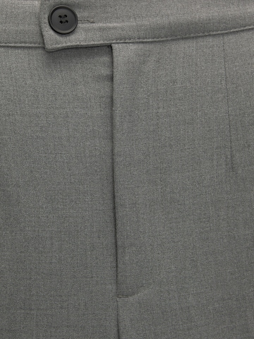 Loosefit Pantalon à plis Pull&Bear en gris