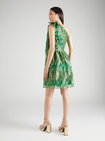 SWING Koktejlové šaty – zelená