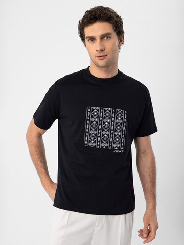 Antioch Shirt in Black