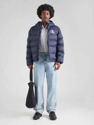 Calvin Klein Jeans Vinterjacka i blå