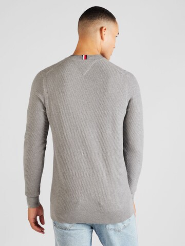 Pullover di TOMMY HILFIGER in grigio