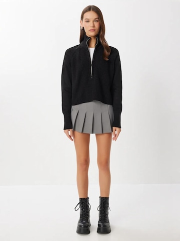 Happiness İstanbul Trui in Zwart