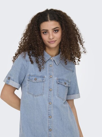 Robe-chemise 'LISA' ONLY en bleu