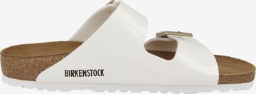 BIRKENSTOCK Pantofle 'Arizona' – bílá