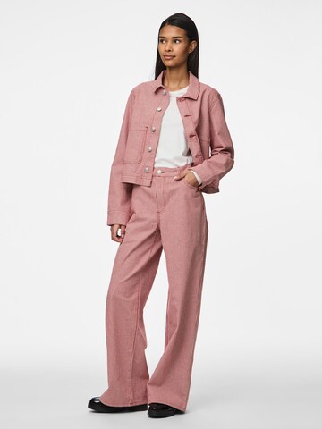 PIECES Wide Leg Jeans 'PCBillo' i rød