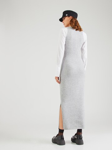 Abito in maglia 'PCNANU' di PIECES in grigio