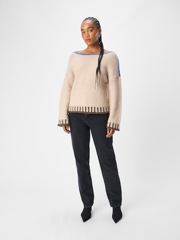 OBJECT Sweater in White
