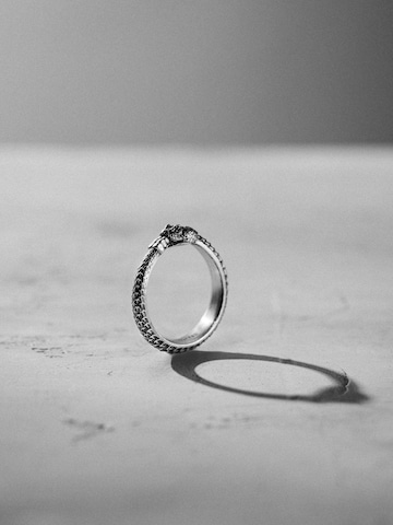 Anello 'Ouroboros' di REYTEL in argento