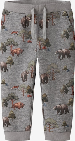 NAME IT - Pantalón en gris: frente