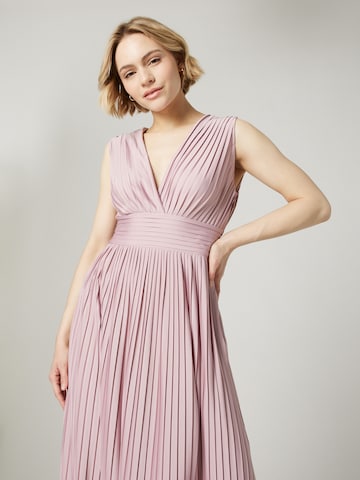 Guido Maria Kretschmer Women Kleid 'Linnea' in Pink