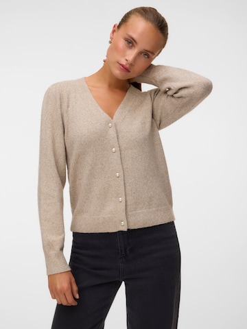 VERO MODA Gebreid vest 'VMDoffy' in Zilver: voorkant