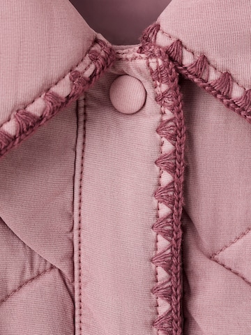 Giacca di mezza stagione 'Zigzag' di MANGO in rosa
