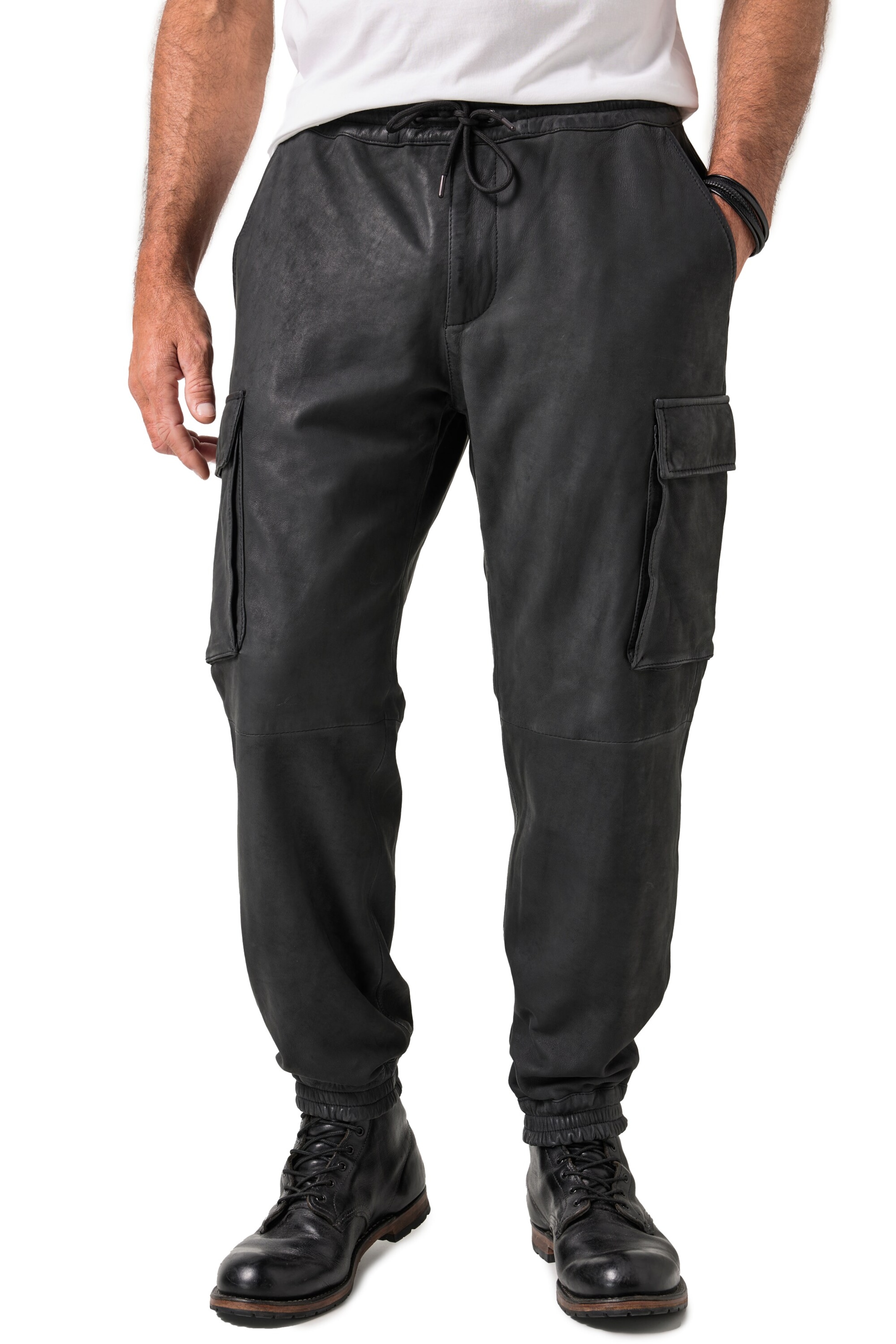 JP1880 Regular Trousers in Black: front