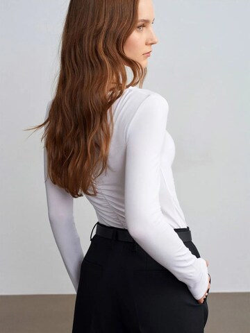 Camicia da donna di Dilvin in bianco