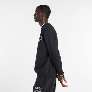 T-Shirt 'Reimagined Fleece Crew' new balance en noir