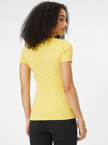 T-shirt 'DAISYS' AÉROPOSTALE en jaune