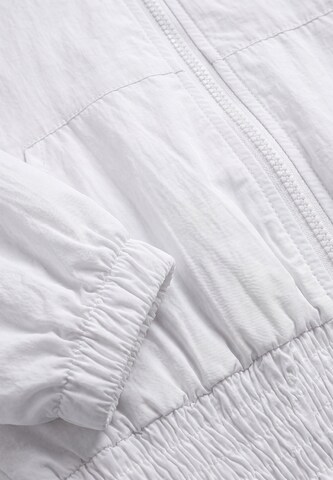 myMo ATHLSR Between-Season Jacket in White