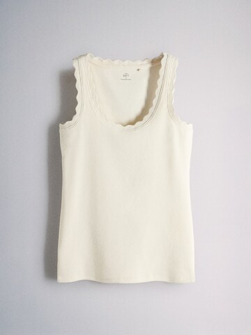 The Set Top in Beige
