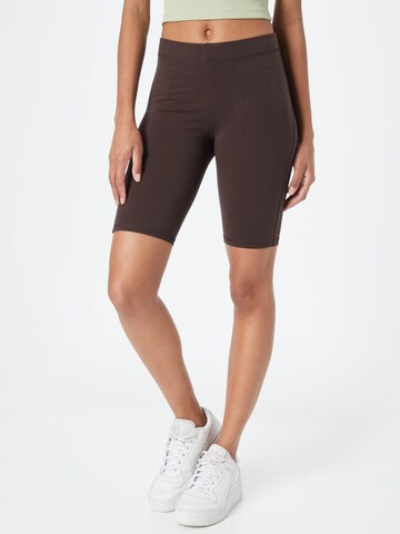 WEEKDAY Skinny Shorts in Braun: Vorderseite