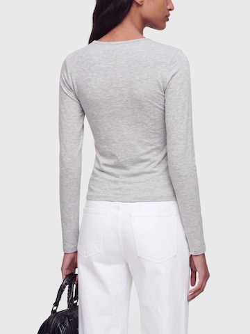 studioselect - Camiseta 'Enie' en gris