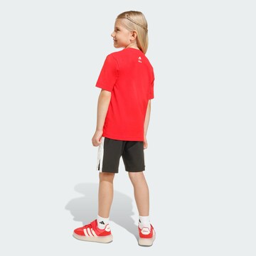 ADIDAS SPORTSWEAR - Chándal 'Disney Micky Maus' en rojo