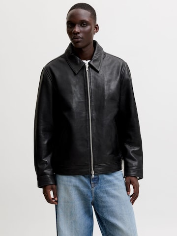 JACK & JONES Overgangsjakke i sort: forside