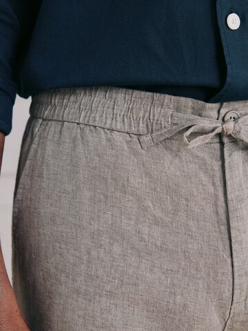 Regular Pantalon Next en beige