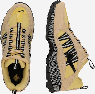 bēšs Nike Sportswear Zemie brīvā laika apavi 'AIR HUMARA'