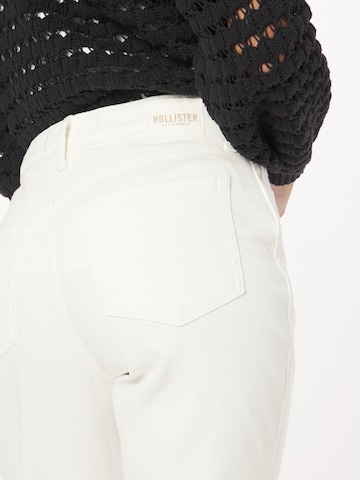 HOLLISTER Normalny krój Jeansy w kolorze biały