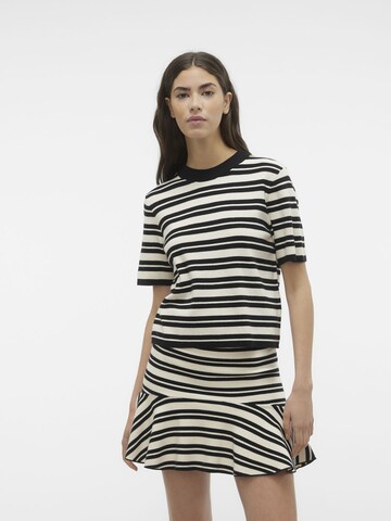 VERO MODA Sweater in Black: front