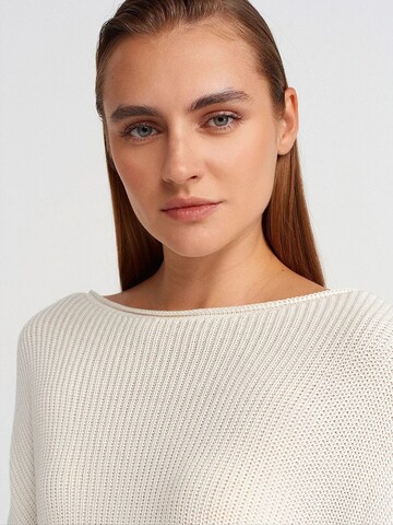 Pullover 'Pullover' di Dilvin in beige