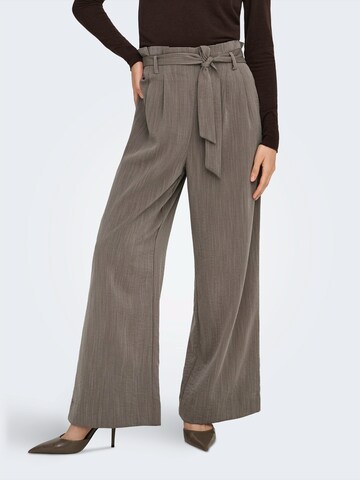 ONLY Wide Leg Hose 'ONLMARSA' in Braun: Vorderseite