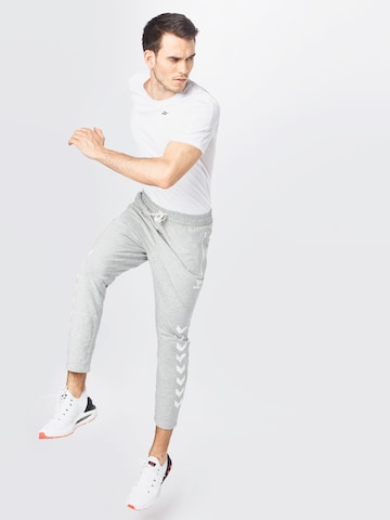 Effilé Pantalon de sport 'Ray 2.0' Hummel en gris