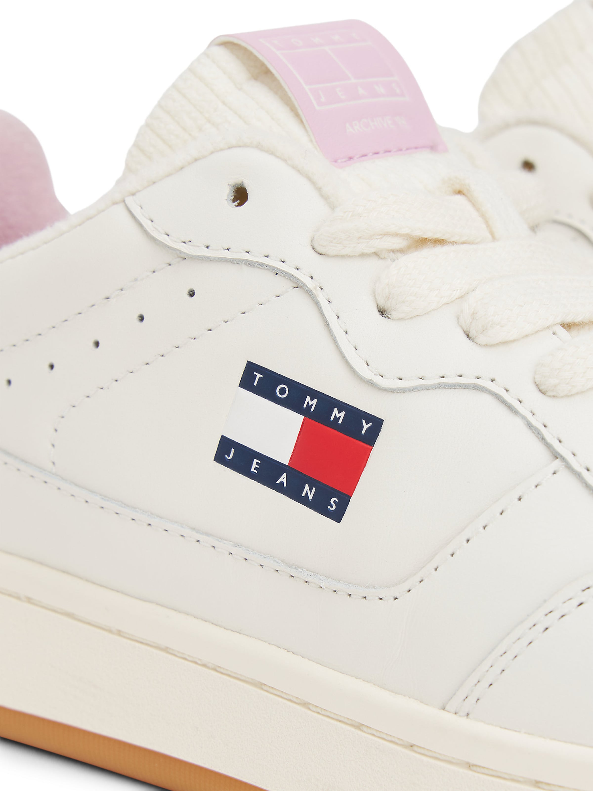 Tommy Jeans Nízke tenisky 'Archive Court' - Biela