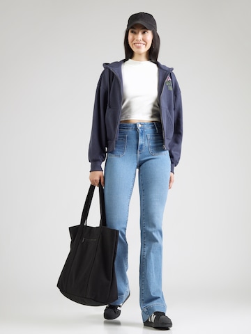 WRANGLER Flared Jeans 'FLARE' i blå