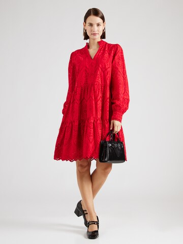 Robe 'Yasholi' YAS en rouge : devant
