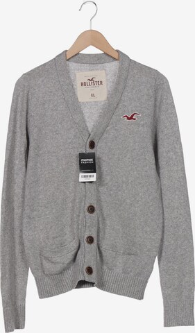 HOLLISTER Sweater & Cardigan in XL in Grey: front
