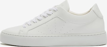 NINE TO FIVE Sneakers 'Gràcia' in White: front