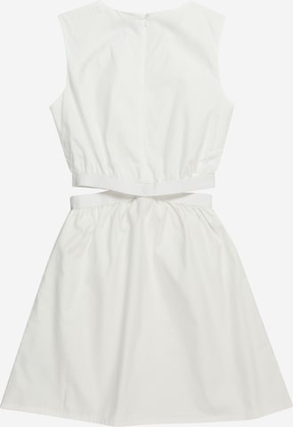 Robe Calvin Klein Jeans en blanc