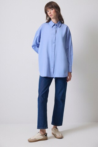 Touche Prive Blouse in Blauw: voorkant