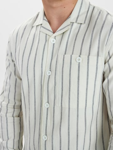 Dxnmxrk Shirt 'DXEsaias' in Weiß