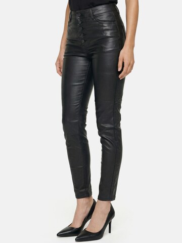 Tazzio Skinny Jeans 'F140'‌‌‌‌‌‌ in Schwarz