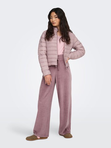 Loosefit Pantaloni 'JDYVIDA ' di JDY in rosa