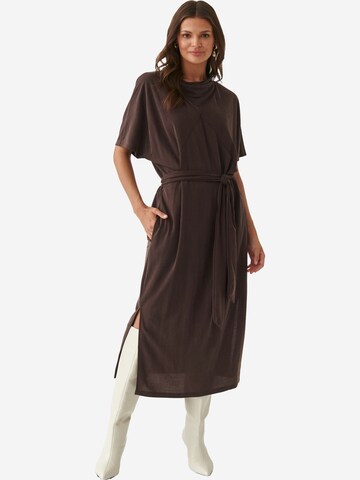 Robe 'ZORKI' TATUUM en marron