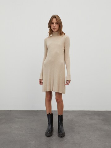 EDITED Kleid 'Conny' in Beige