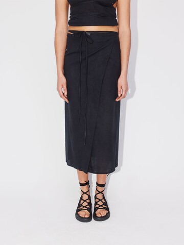 ABOUT YOU REBIRTH STUDIOS Skirt 'Holiday' in Black: front