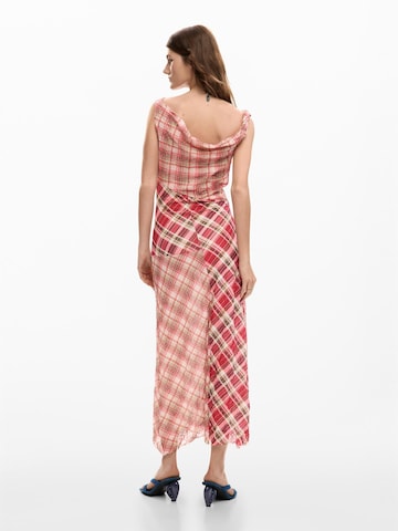 Desigual Рокля в червено