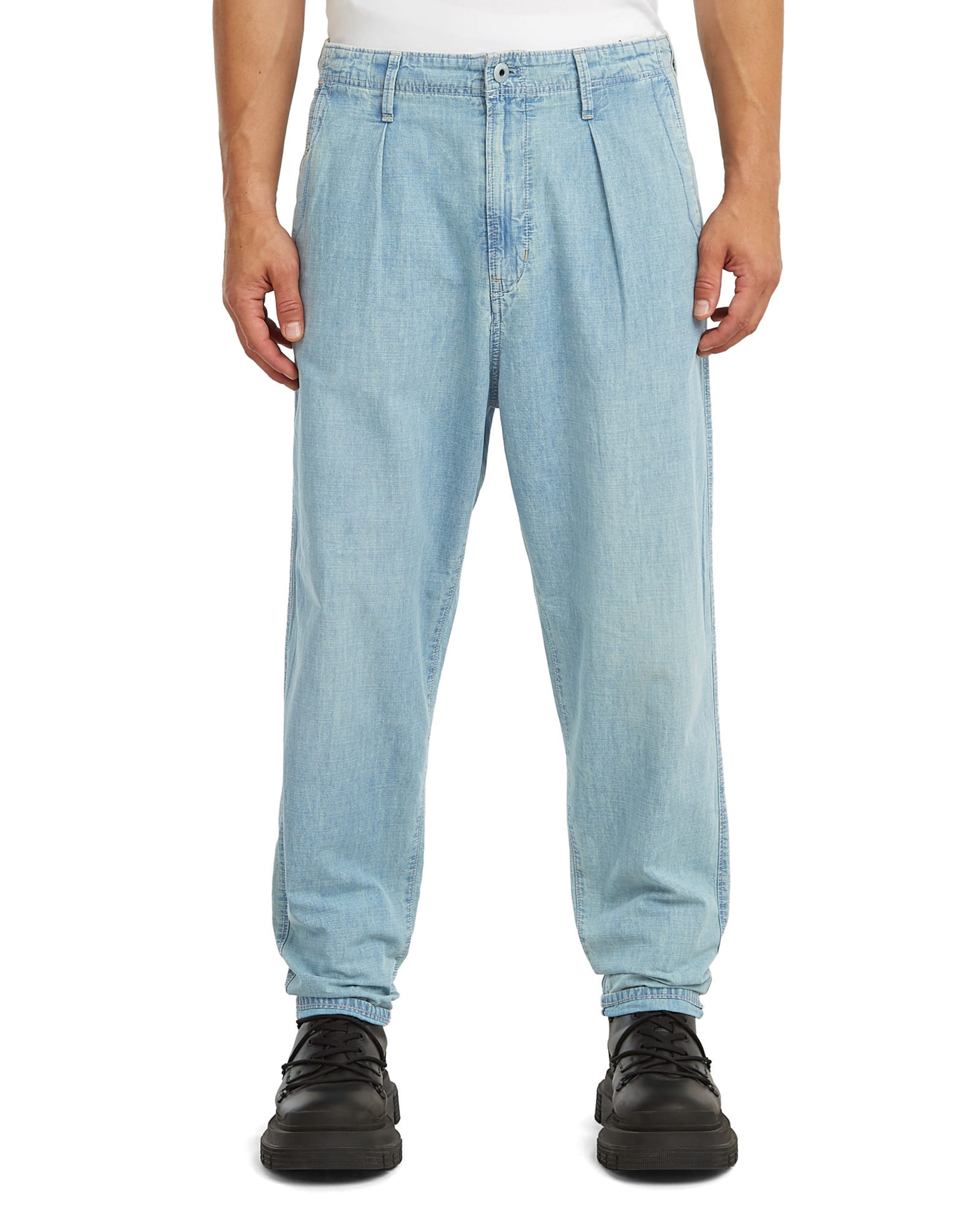 G-STAR Tapered Chino trousers 'Pleated Chino Denim' in Blue: front